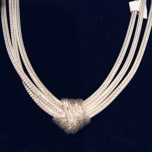 Stunning sterling silver necklace, 16 inches